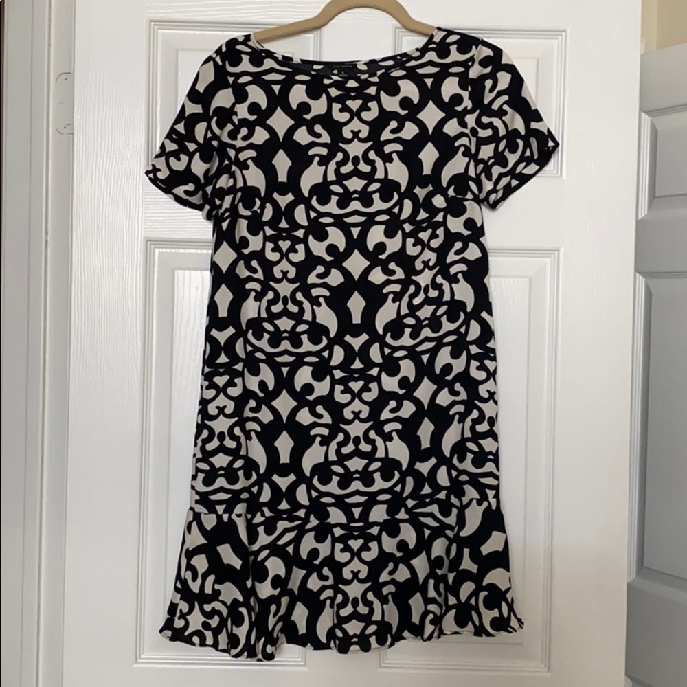 Black/white printed professional dress